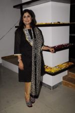 at Bikram Choudhry_s Hot Yoga launch in Bandra, Mumbai on 9th Jan 2012 (51).JPG